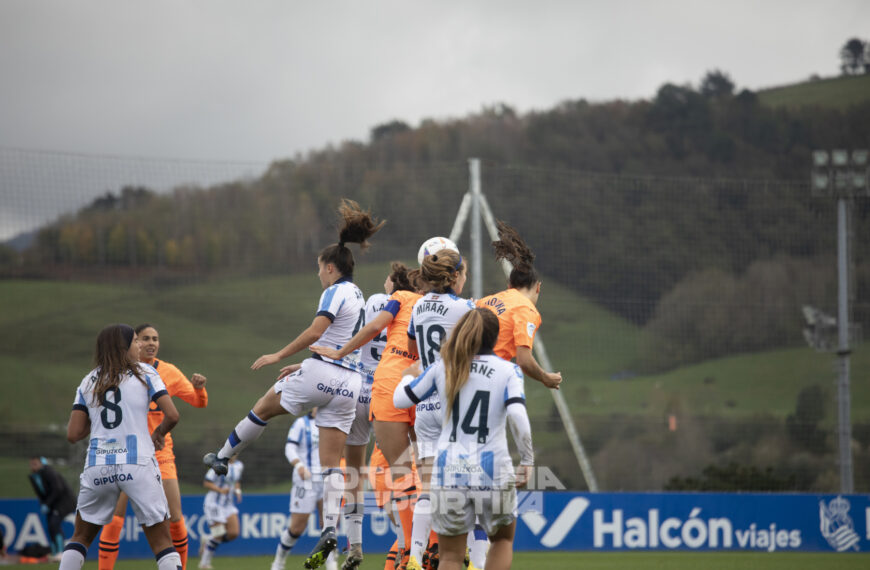LIGA FINETWORK / JORNADA 10 / REAL SOCIEDAD FEMENINA vs VCF FEMENINO 