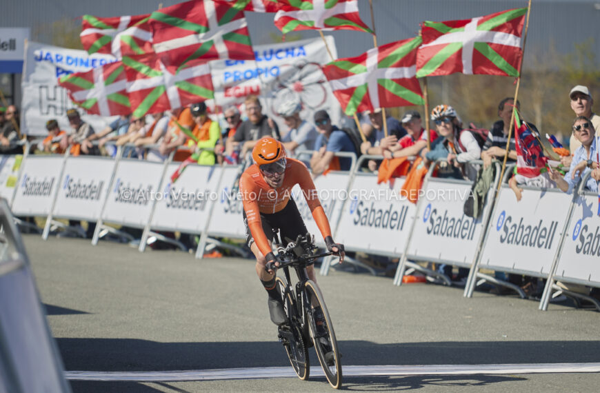ITZULIA BOSQUE COUNTRY 2025 / ETAPA 1 / VITORIA – GASTEIZ –